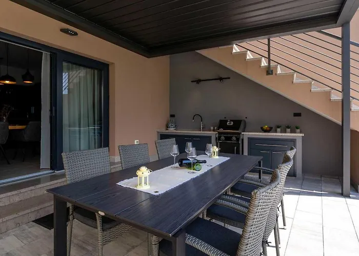 Sunnyside * Porec